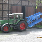 Ein letztes Aufbäumen, er hat schon viele Pflüge gesehen....