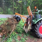 Fendt Farmer 2 E und Anbaugeräte