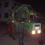 Fendt Farmer 2S mit 2-Achskipper